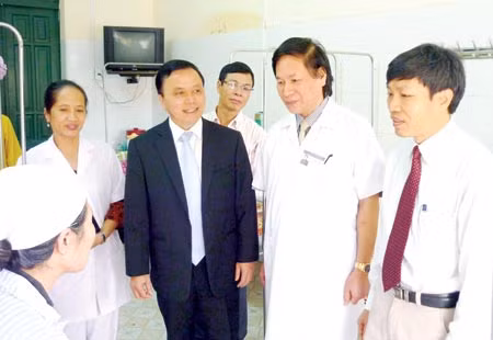 Người 30 năm gắn bó với bệnh nhân tâm thần ảnh 2