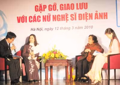 Cuộc giao lưu cảm động của các thế hệ nữ nghệ sĩ điện ảnh ảnh 1