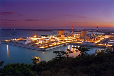 Một tổ hợp của Rosatom, tập đoàn sẽ xây dựng nhà máy điện hạt nhân đầu tiên của Việt Nam ở Ninh Thuận.