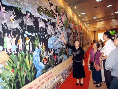 Bức tranh “Hồn thiêng Đại Việt”.