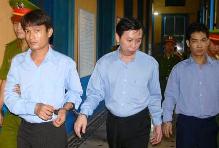 Nhiều chuyện "lạ" tại phiên tòa xét xử "tổ quỷ" Tân Hoàng Phát ảnh 1