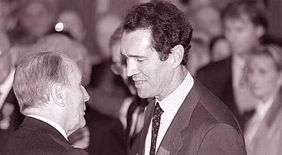Tổng thống Mitterrand và Christian Proutean.