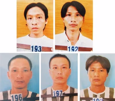 5 tên côn đồ chống lại Cảnh sát.