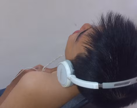 Idosing: “Con ma” nhạc số đã trở lại ảnh 1