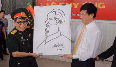 Họa sĩ Lê Duy Ứng miền ánh sáng của yêu thương ảnh 1