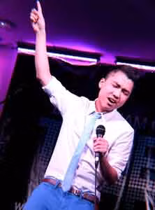 Jason Việt Tiến: Chàng trai Việt gây sốt tại X Factor nước Anh ảnh 2