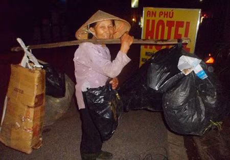 Câu chuyện của những người "sợ tết" ảnh 1