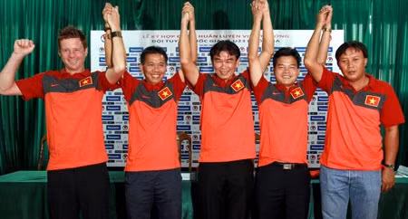 AFF Cup của Phan Thanh Hùng ảnh 3