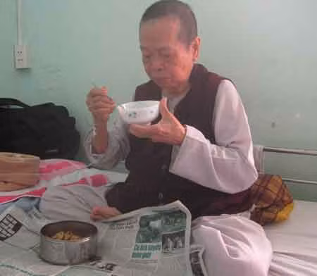  Trang sách đời tôi người ta lật qua rồi! ảnh 1