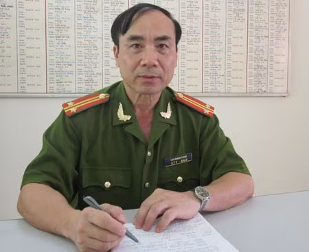 Trung tá Cao Mạnh Cảnh (Trại giam Tân Lập) - khắc tinh của những phạm nhân trốn trại.