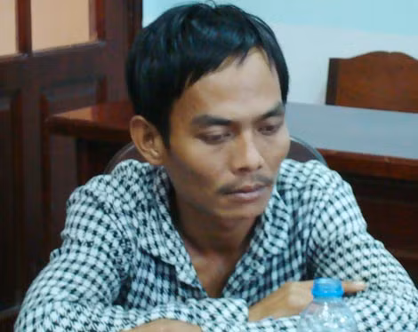 Giận cha bồ bịch, con phạm tội ảnh 1