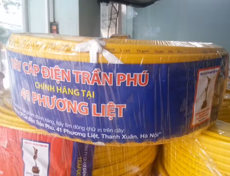 Dây điện Trần Phú chính hãng.