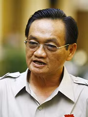 Tiến sĩ Trần Du Lịch.