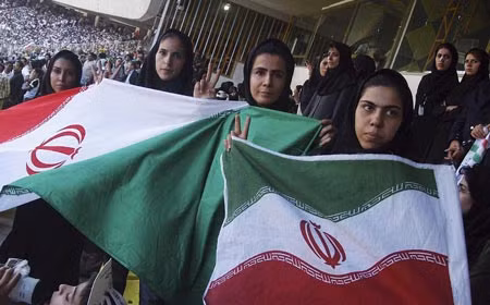 Bóng đá Iran: Cuộc chiến giành lại nữ quyền ảnh 2