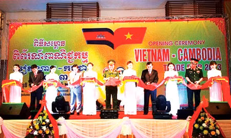 Việt Nam và Campuchia - quan hệ anh em bền chặt ảnh 1