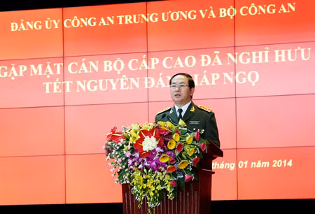 Tập trung xây dựng lực lượng CAND trong sạch, vững mạnh, khen thưởng kịp thời người tốt, việc tốt, xử lý nghiêm minh những trường hợp sai phạm ảnh 3