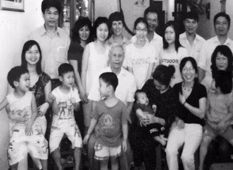 9 năm xa cách và cuộc đoàn tụ kì diệu của 5 anh em vào ngày giải phóng thủ đô ảnh 2