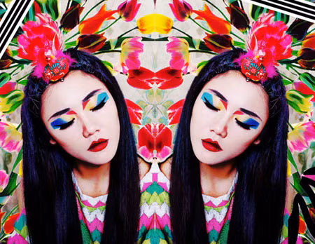 Giới Showbiz tưng bừng đầu năm ảnh 3