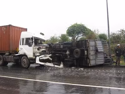 Tai nạn liên hoàn tại đường dẫn Nam Hải Vân ảnh 2