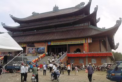Chùa Bái Đính, ngôi chùa được coi giống như chùa Trung Quốc.