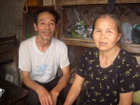 Dù vất vả nhưng vợ chồng anh Nguyễn Tài Thí đã nuôi 4 người con ăn học thành tài.