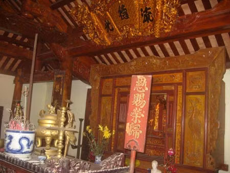 Nơi thờ cố Giáo sư Nguyễn Tài Cẩn ở xã Thanh Văn.