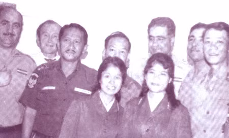 “Họa mi” trong Trại Davis ảnh 1