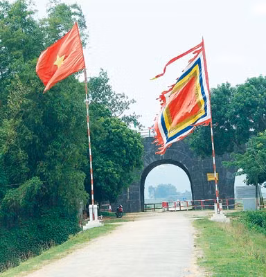 Một góc Thành nhà Hồ. Ảnh: Xuân Ba.