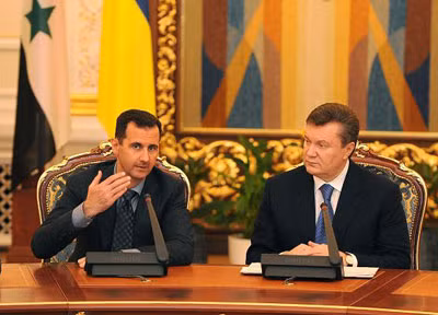 Tổng thống Syria Bashar Assad và Tổng thống Ukraina Viktor Yanukovich trong chuyến thăm Ukraina đầu tháng 12/2010.