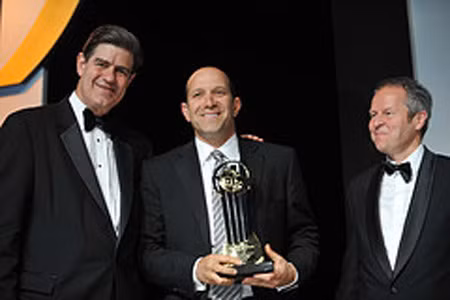 Howard W.Lutnick (giữa), Giám đốc Công ty chứng khoán Cantor Fitzregald, Espeed và BGC.