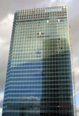 Trụ sở ngân hàng Barclays.