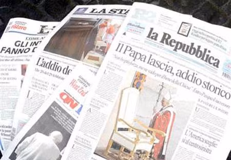 Tờ La Repubblica đưa tin Giáo hoàng Benedict XVI từ chức vì có liên quan đến vụ Vatileaks và người đồng tính.