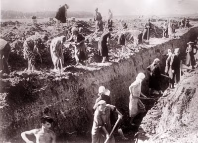 Xây dựng trận địa phòng thủ tại Leningrad năm 1941.