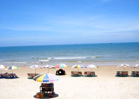 Giá nhiều tour du lịch giảm vào dịp 2-9 năm nay. Ảnh: PV.