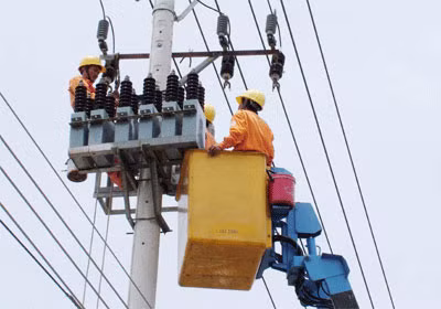 Khẩn trương tháo gỡ những vướng mắc, khó khăn cho các dự án điện 220KV. Ảnh minh họa.