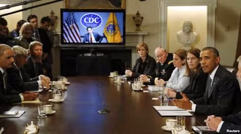 Tổng thống Barack Obama họp nội các bàn về cách ứng phó với Ebola.