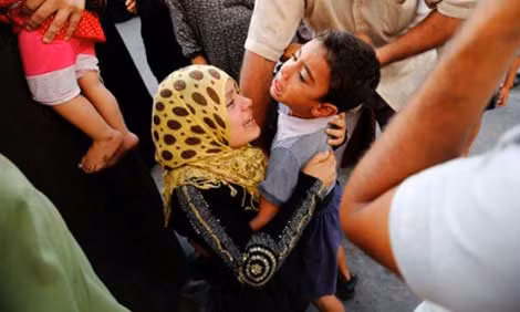 Những trẻ em Palestine - nạn nhân của vụ tấn công sáng sớm 30/7 vừa qua.