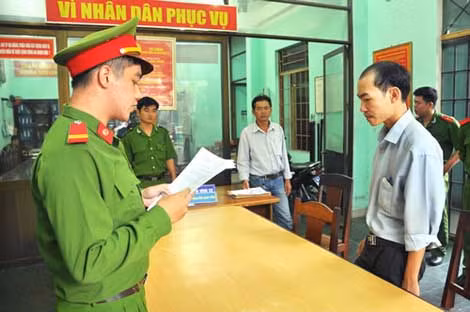 Huỳnh Đức Hậu lúc bị bắt.