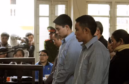 Lê Văn Luyện lẩn tránh câu hỏi của HĐXX.