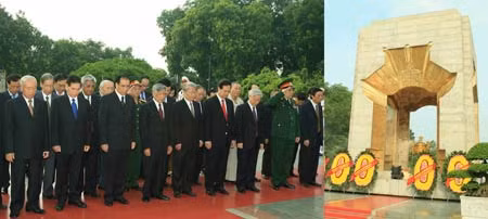 Đoàn đại biểu lãnh đạo Đảng, Nhà nước, Mặt trận Tổ quốc Việt Nam tưởng niệm các Anh hùng, liệt sỹ. Ảnh: Việt Hưng.