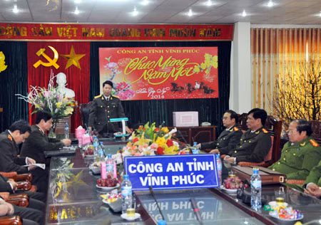 Thứ trưởng Bùi Văn Nam làm việc với Công an tỉnh Vĩnh Phúc.