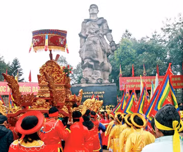 Soi vào lịch sử, lắng mãi tự hào ảnh 1