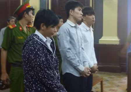 Bộ ba hung đồ Vy - Tý Nị - Cu Anh lúc tòa tuyên án.