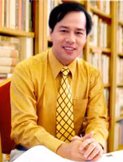 Tiến sĩ Huỳnh Văn Sơn - Chuyên gia Tâm lý.
