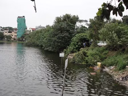 Bí ẩn xung quanh vụ một phụ nữ chết ở hồ Xã Đàn ảnh 2