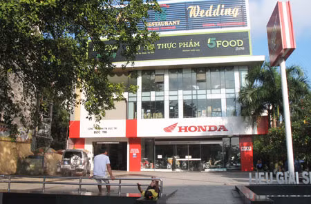 Hà Nội: 90% phương tiện giao thông không có chỗ đỗ ảnh 8