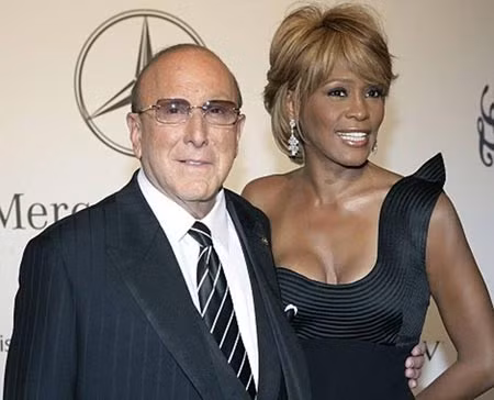 Diva nhạc pop Mỹ Whitney Houston: “Con quỷ lớn nhất là tôi” ảnh 2