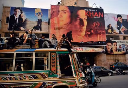 Ấn Độ và Pakistan đối đầu trong lĩnh vực điện ảnh ảnh 1