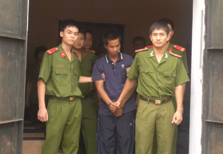 Tội ác man rợ hơn cả loài cầm thú ảnh 2