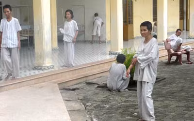 Một số học sinh tâm thần tại Bệnh viện Tâm thần Trung ương.